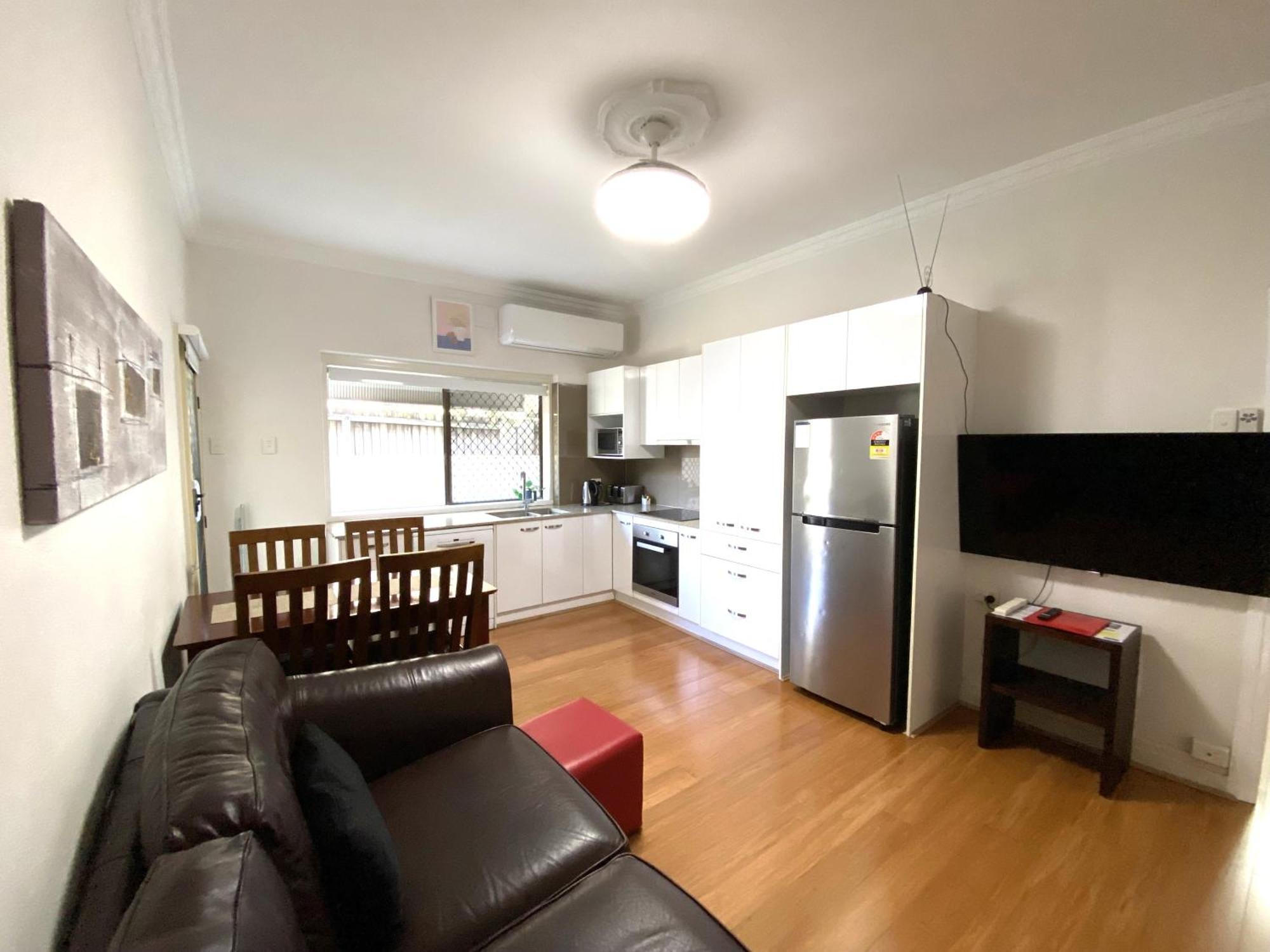 Hampton Court Apartments Brisbane Buitenkant foto