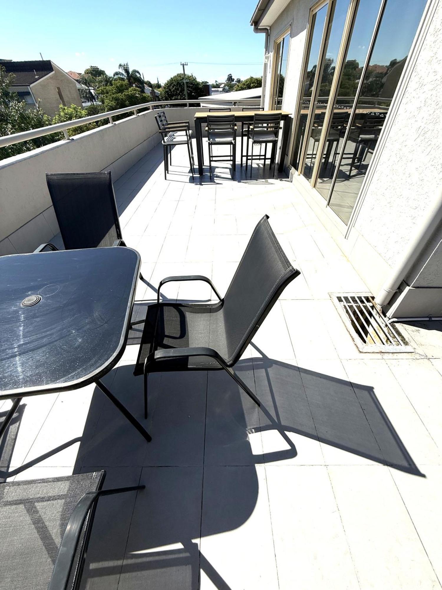 Hampton Court Apartments Brisbane Buitenkant foto